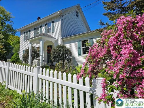 180 Gaffney Hill Rd, Williams Twp, PA, 18042-9511 | Card Image