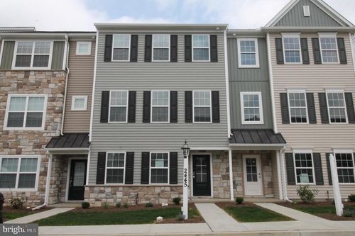 2445 Spring Water Cir, LANCASTER, PA, 17601-2240 | Card Image