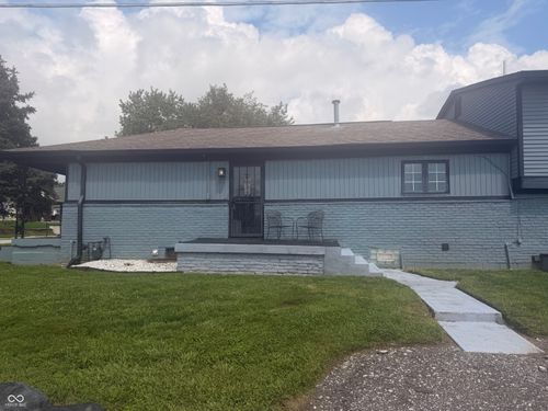 124 Bellefontaine St, Beech Grove, IN, 46107-1919 | Card Image