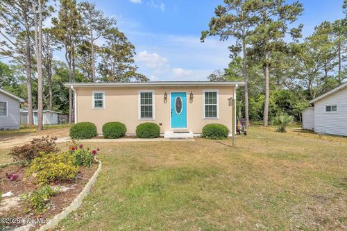 310 Keziah St, Oak Island, NC, 28465-8147 | Card Image
