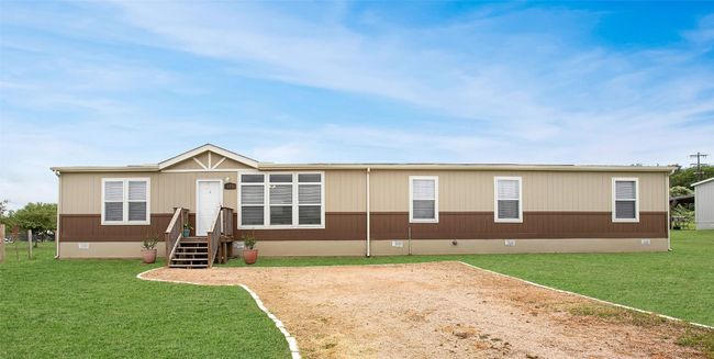 Your little piece of the country is right here at 172 Little Loop | Image 34