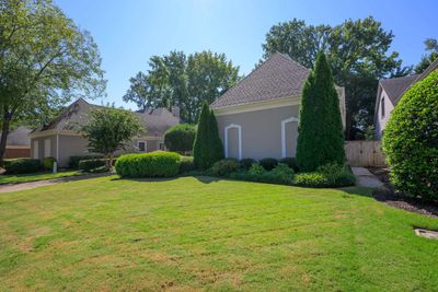 7115 Manor Woods Ct, House other with 4 bedrooms, 3 bathrooms and null parking in Germantown TN | Image 2