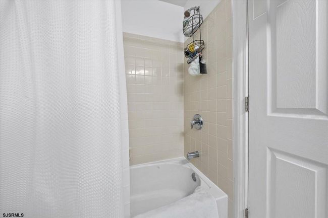 34 Ables Run Dr, House other with 3 bedrooms, 3 bathrooms and null parking in Absecon NJ | Image 44