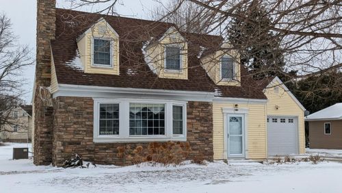 617 12th Ave, Clarkfield, MN, 56223-1110 | Card Image