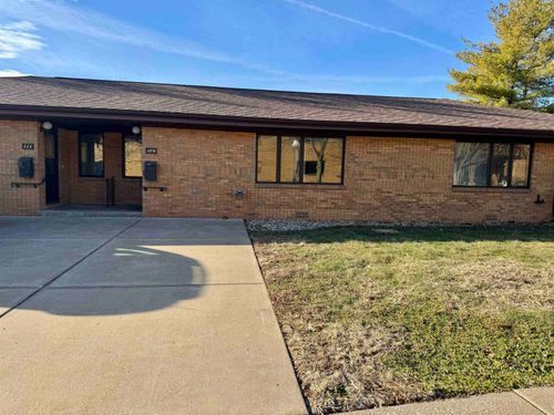 109-2500 Grant Street, Bettendorf, IA, 52722 | Card Image