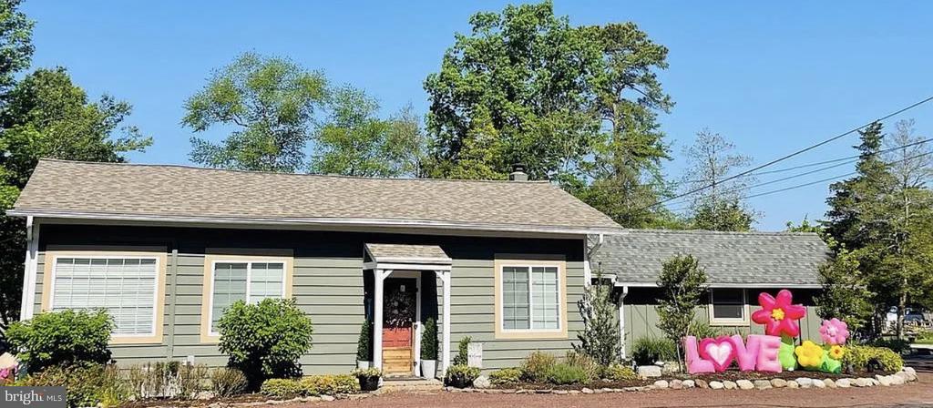 Residential in MEDFORD