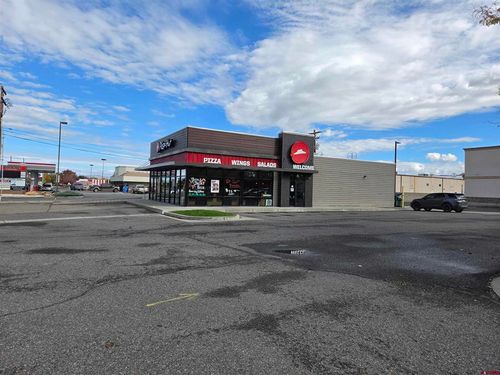 2331 S Townsend Ave, Montrose, CO, 81401-5438 | Card Image