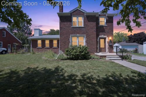 1830 19th St, Wyandotte, MI, 48192-3512 | Card Image