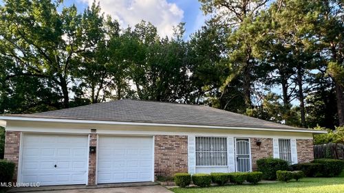 1320 Dorgan St, Jackson, MS, 39204-5139 | Card Image