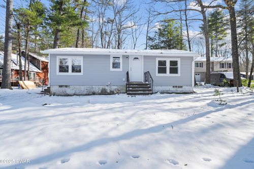 208 Doolan Rd, Dingmans Ferry, PA, 18328-9668 | Card Image