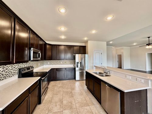 42575 Wynstone Dr, Prairieville, LA, 70769 | Card Image