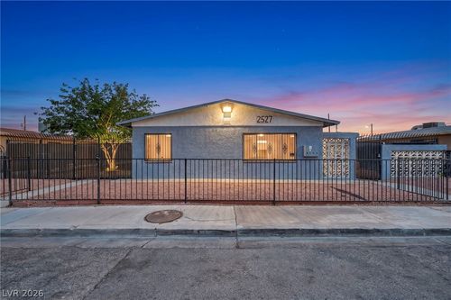 2527 Carroll St, North Las Vegas, NV, 89030-5748 | Card Image
