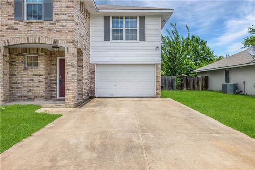 3807 Meadow View Dr, College Station, TX, 77845-7322 | Card Image