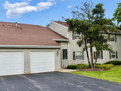f-116 Gant Cir, Streamwood, IL, 60107-6804 | Card Image