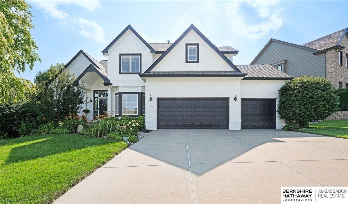 183rd Cir, Omaha, NE 68130