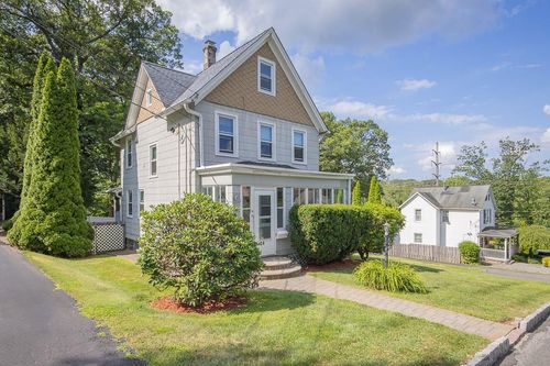 24 Moore Ave, Pearl River, NY, 10965-1942 | Card Image