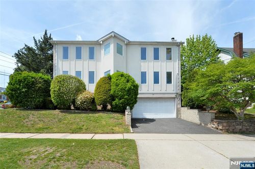 73 S Prospect Ave, Hackensack, NJ, 07601-1847 | Card Image