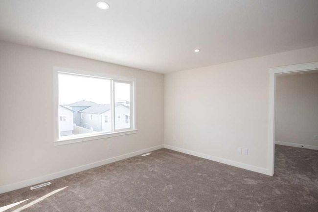 9805 89 A Street, Home with 3 bedrooms, 2 bathrooms and 2 parking in Grande Prairie AB | Image 16