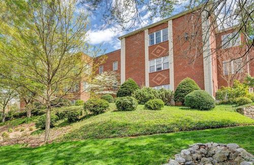 210-2208 Jefferson St Se, Roanoke, VA, 24014-2431 | Card Image