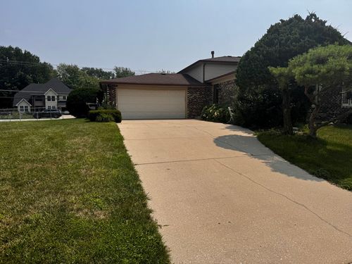 18921 Oakwood Ct, Country Club Hills, IL, 60478-5618 | Card Image