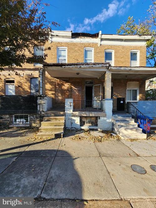 2432 E Hoffman St, BALTIMORE, MD, 21213-3642 | Card Image