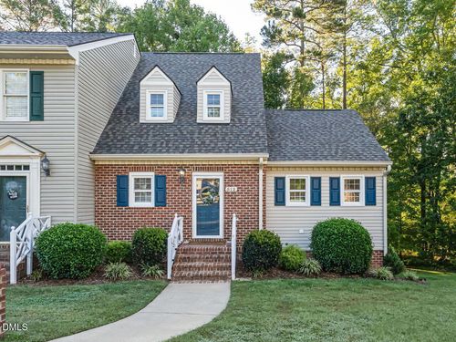 512 Olde Towne Dr, Sanford, NC, 27330-6937 | Card Image
