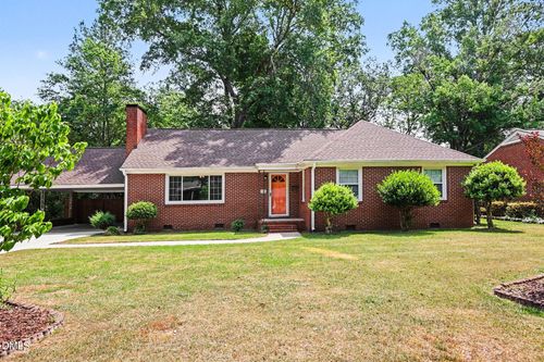 905 S Vermont St, Smithfield, NC, 27577-3725 | Card Image