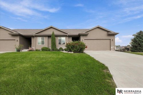 2904 Lakeside Dr, Plattsmouth, NE, 68048-8042 | Card Image