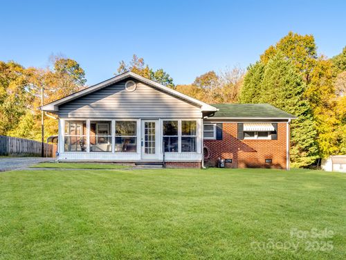 1028 Ashford St, Charlotte, NC, 28214-2364 | Card Image