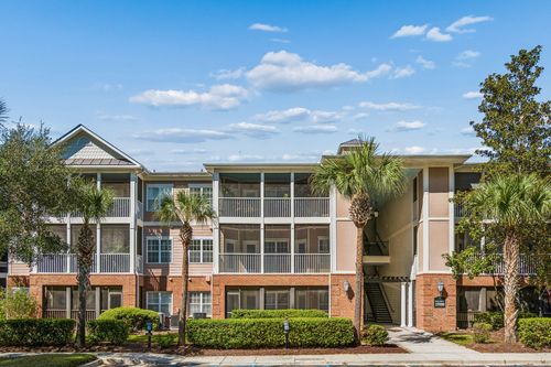 1908 Basildon Rd, Mount Pleasant, SC, 29466-7141 | Card Image
