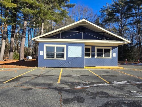 627 E River St, Orange, MA, 01364-1878 | Card Image