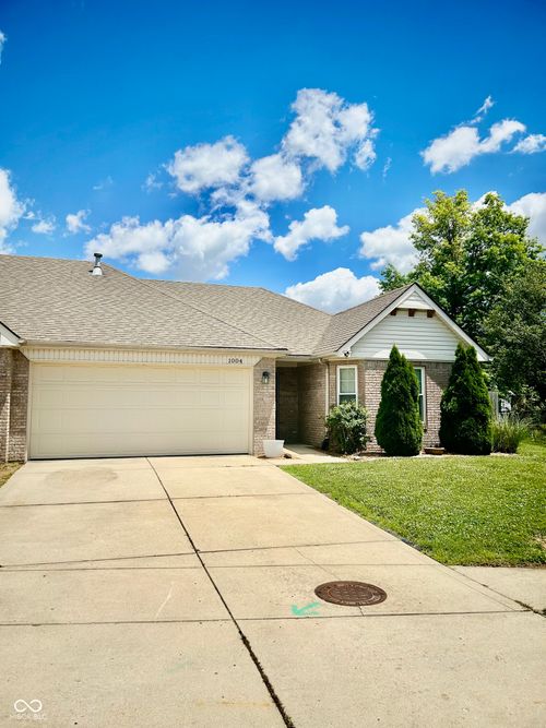 1004 Wild Ivy Trl, Franklin, IN, 46131-2190 | Card Image