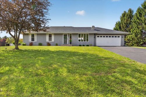 6137 Upper Ridge Way, Roscoe, IL, 61073-8310 | Card Image