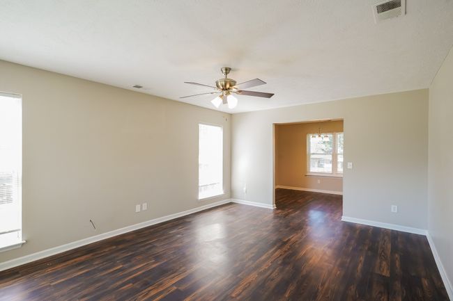 412 Lake Forest Dr, House other with 3 bedrooms, 3 bathrooms and 6 parking in La Vergne TN | Image 5