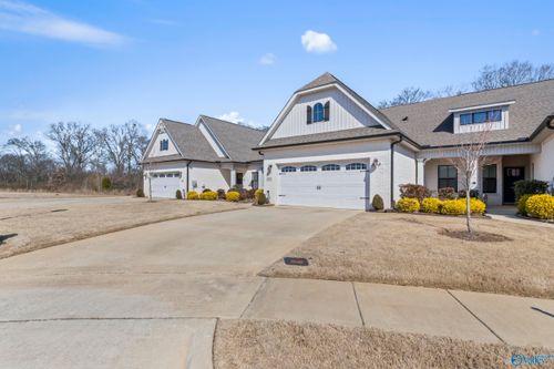 472 Oak Way, Huntsville, AL, 35805 | Card Image
