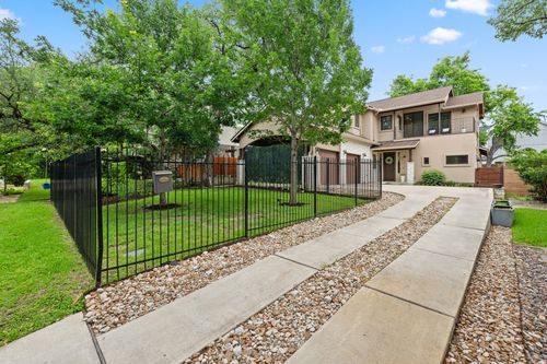 3907 Bailey Ln, Austin, TX, 78756-3911 | Card Image