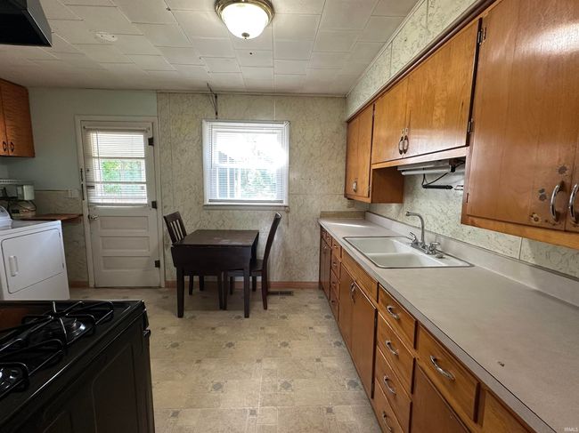 19 E Linden Ave, House other with 2 bedrooms, 1 bathrooms and null parking in Logansport IN | Image 7