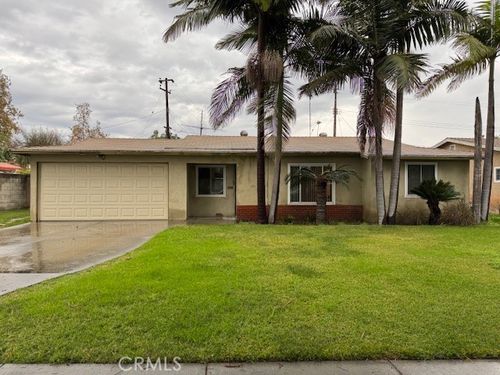 1209 S King St, Santa Ana, CA, 92704-3121 | Card Image