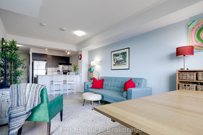 410 - 8 Trent Ave, Condo with 2 bedrooms, 1 bathrooms and 1 parking in Toronto ON | Image 8