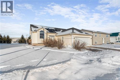 3 Hillsdale Ave, Riverview, NB, E1B5J7 | Card Image