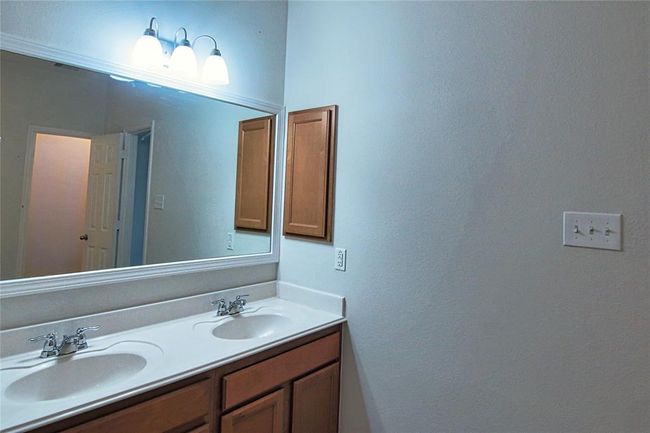 21622 Amesbury Meadow Ln, House other with 3 bedrooms, 2 bathrooms and 2 parking in Spring TX | Image 27
