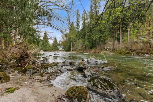 19512 Silver Skagit Rd, Hope, BC, V0X1L2 | Card Image