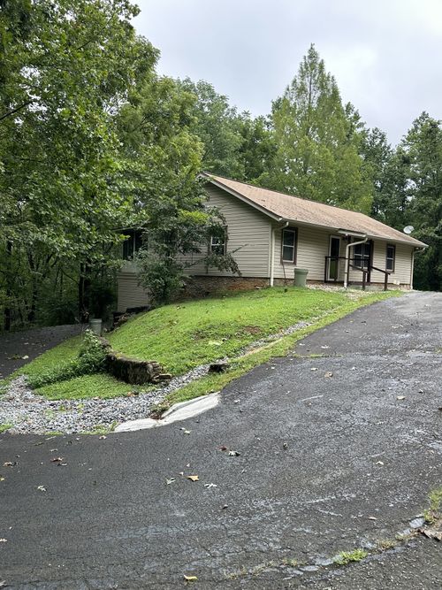 1860 Highway 70, Kingston Springs, TN, 37082-8202 | Card Image