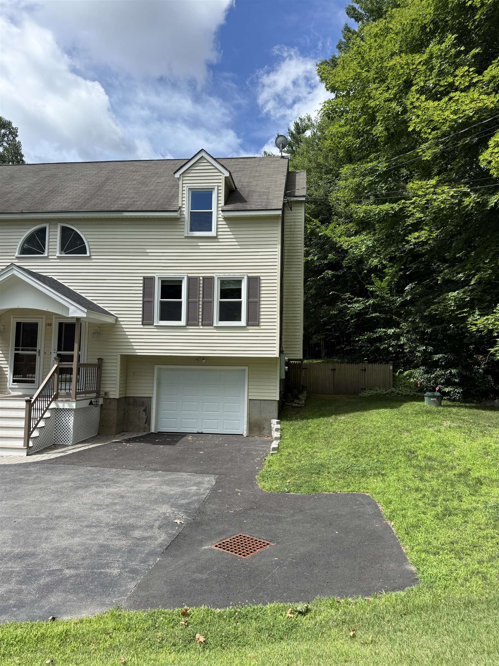 Residential Lease in Pembroke 5