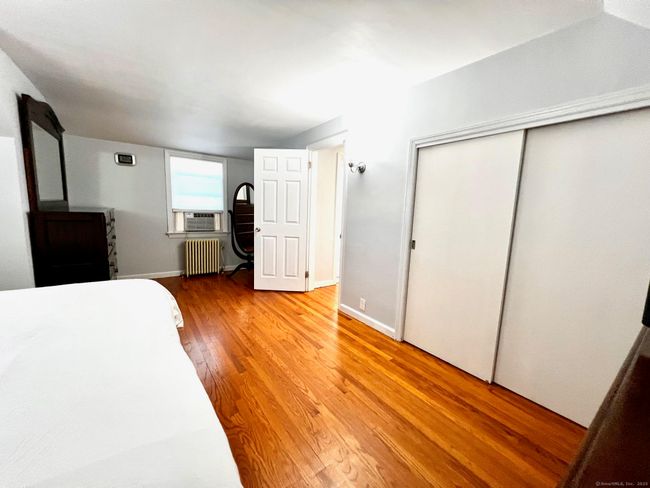 17 Rock Spring Rd, House other with 3 bedrooms, 3 bathrooms and null parking in Stamford CT | Image 10