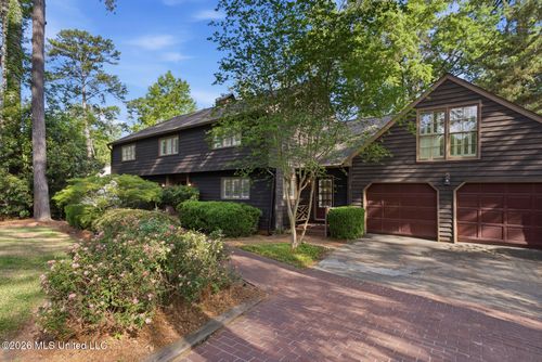 1012 Buckley Dr, Jackson, MS, 39206-6110 | Card Image