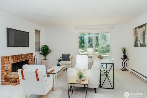 14409 Ne 30th Place, Bellevue, WA, 98007 | Card Image