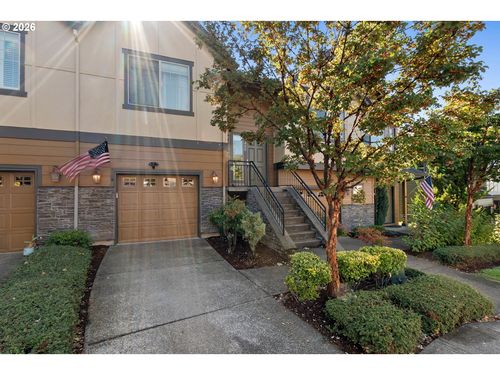 11490 Se Aquila St, Happy Valley, OR, 97086-7672 | Card Image
