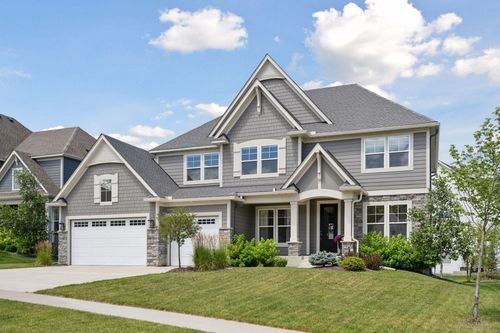 16370 62nd Pl N, Maple Grove, MN, 55311-4633 | Card Image