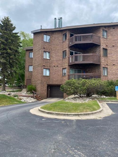 401-368 Harbor Dr, Ludington, MI, 49431-9004 | Card Image